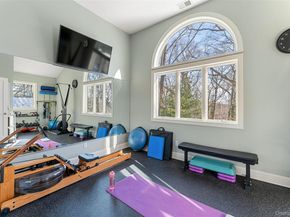 110 Round Hill Road, Scarsdale NY 10583