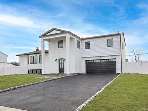 92 Kings Walk, Massapequa Park NY 11762