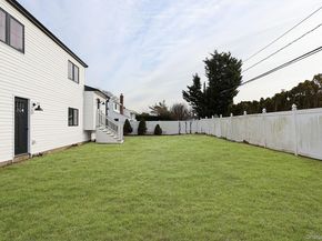 92 Kings Walk, Massapequa Park NY 11762