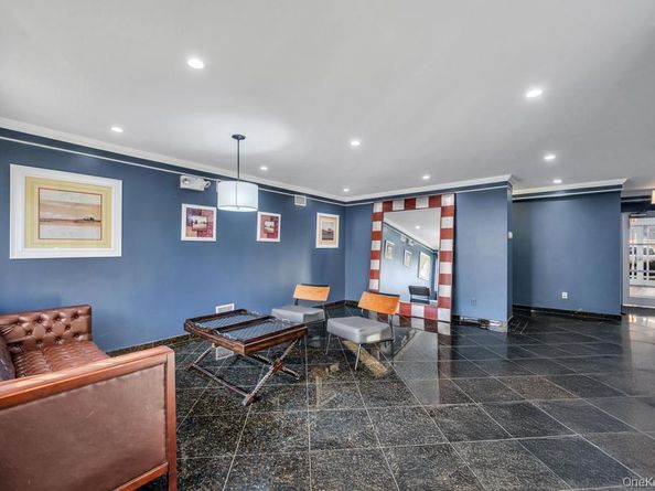 69-07 43rd Avenue 3G, Woodside NY 11377