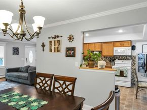 362 Easton Street, Ronkonkoma NY 11779