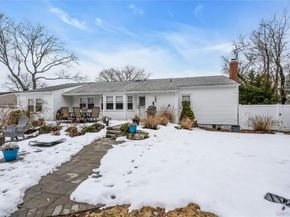 362 Easton Street, Ronkonkoma NY 11779