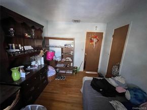 840 Robin Court, Baldwin NY 11510