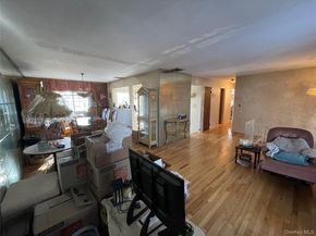 840 Robin Court, Baldwin NY 11510