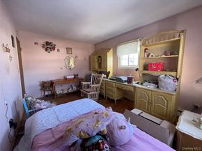 840 Robin Court, Baldwin NY 11510