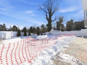 5 Bowman Lane, Kings Park NY 11754