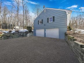 109 Quaker Path, Stony Brook NY 11790