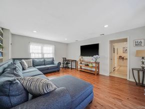 109 Quaker Path, Stony Brook NY 11790