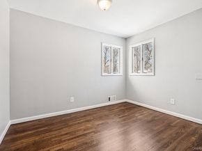 17 Laurie Road, Brentwood NY 11717