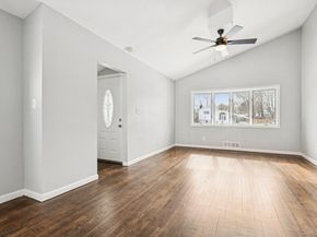 17 Laurie Road, Brentwood NY 11717