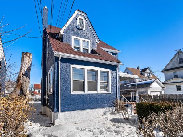 109-49 215th Street, Queens Village NY 11429