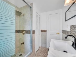 627 10th Avenue, New Hyde Park NY 11040