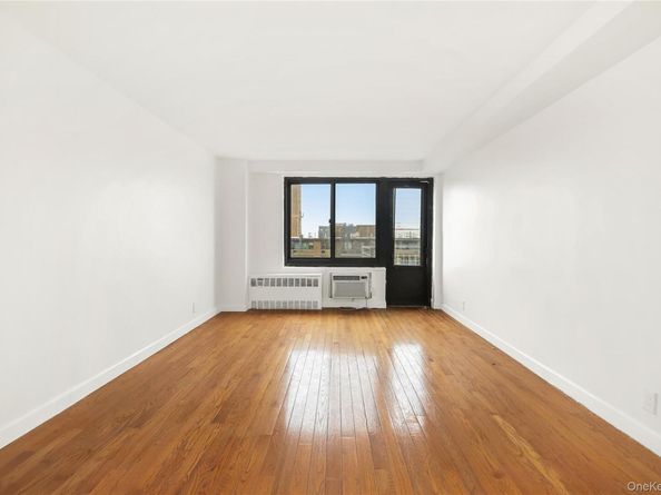 195 Willoughby Avenue 1708, Brooklyn NY 11205
