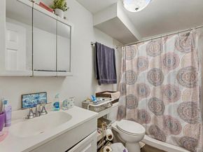 15 Snapper Court, Lindenhurst NY 11757