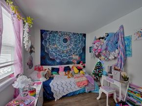 15 Snapper Court, Lindenhurst NY 11757