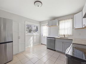 12 S Prospect Street, Copiague NY 11726