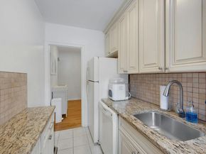 253 Garth Road 2J, Scarsdale NY 10583