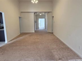 41 Greentree Court, Shirley NY 11967