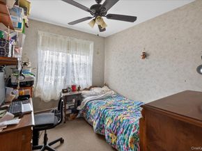 41 N Kings Avenue, Lindenhurst NY 11757