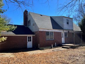 114 Lincoln Street, Garden City NY 11530