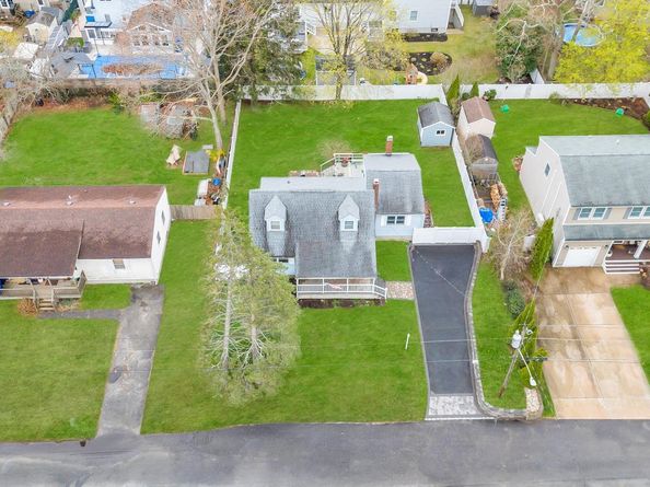 8 Lama Drive, Shirley NY 11967