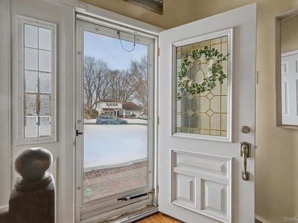 31 Marshmallow Drive, Commack NY 11725