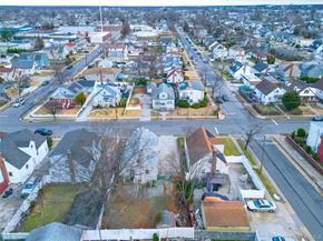 138 Ormonde Boulevard, Valley Stream NY 11580