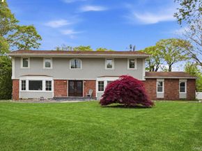 1 Whispering Court, Dix Hills NY 11746