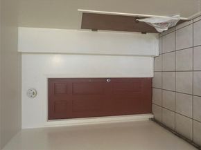 914 E 211th Street, Bronx NY 10469
