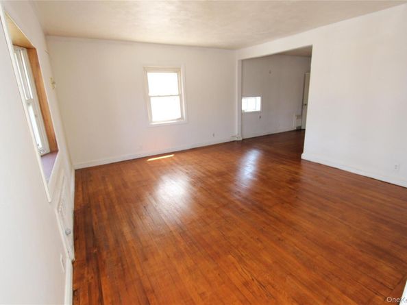7510 173rd Street, Fresh Meadows NY 11366