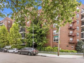 66-15 Thornton Place 5R, Rego Park NY 11374