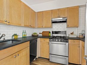 569 CARROLL Street 1, Brooklyn NY 11215