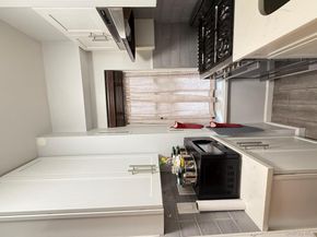 6740 Yellowstone Boulevard 2O, Forest Hills NY 11375