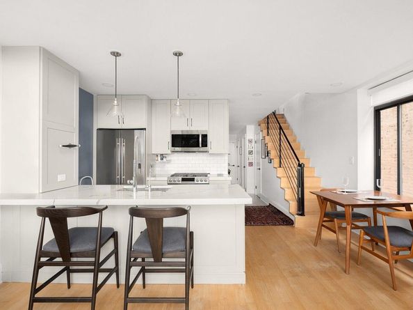 284 WARREN Street 4, Brooklyn NY 11201