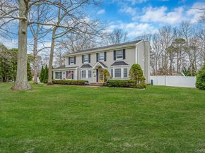 41 Northumberland Drive, Shoreham NY 11786