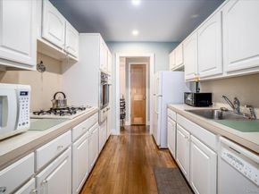 333 E Broadway 4H, Long Beach NY 11561