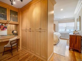 333 E Broadway 4H, Long Beach NY 11561