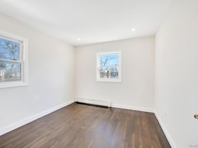 90 30th Street, Copiague NY 11726