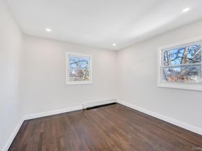 90 30th Street, Copiague NY 11726