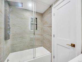 90 30th Street, Copiague NY 11726