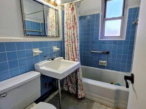 18-50 211th Street 1B, Bayside NY 11360