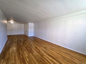 18-50 211th Street 1B, Bayside NY 11360
