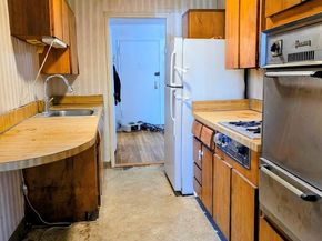 18-50 211th Street 1B, Bayside NY 11360