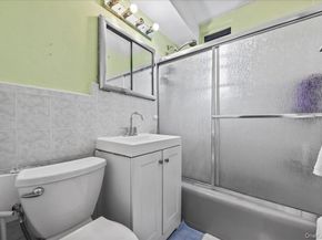 309 Broadway 4F, Yonkers NY 10701