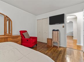 3239 Barker Avenue 2J, Bronx NY 10467