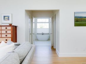 8 Waterview Lane, Setauket NY 11733