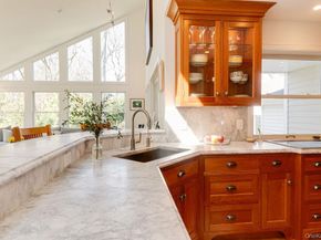 8 Waterview Lane, Setauket NY 11733