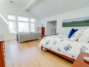 8 Waterview Lane, Setauket NY 11733