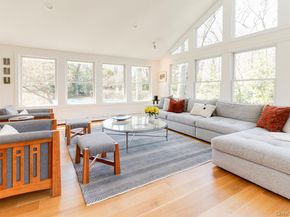 8 Waterview Lane, Setauket NY 11733