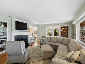 3 Summit Drive, Baiting Hollow NY 11933